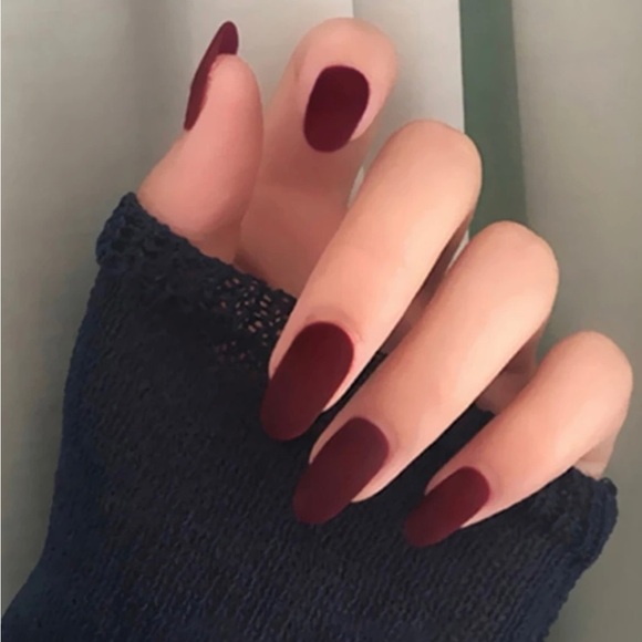 Fake nail kit 24 burgundy color - Picture 1 of 2